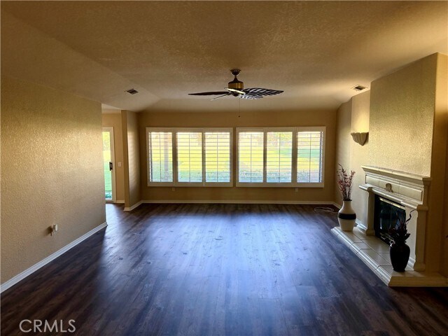 Building Photo - 38441 Oaktree Loop