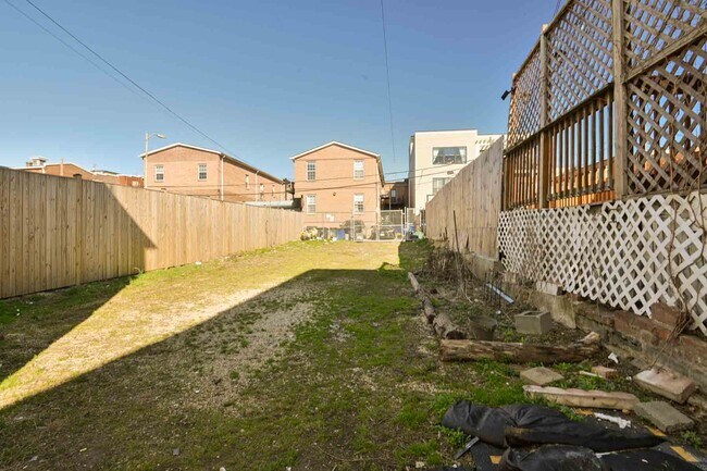 Building Photo - 739 Morton St NW