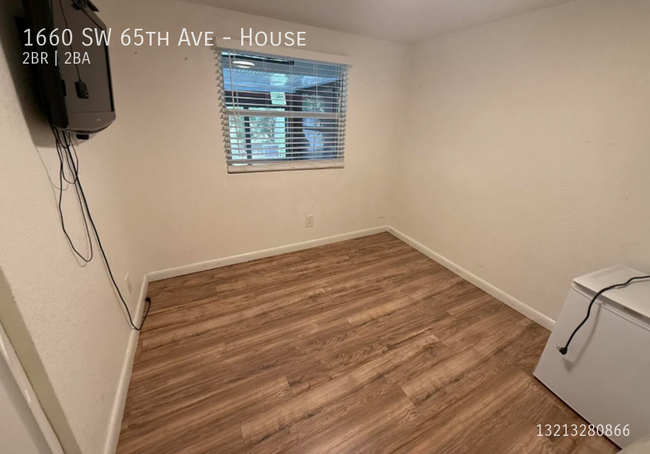 Building Photo - 1660 SW 65th Ave