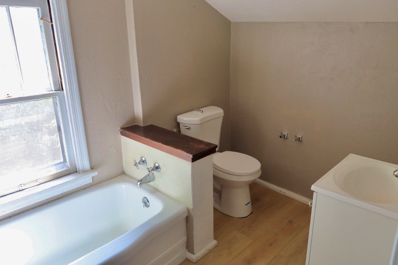 Building Photo - 2441 Hord Ave