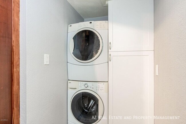 Building Photo - 2019 N 66th St