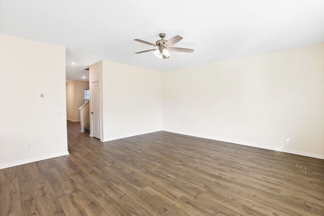 Building Photo - 5 Bed 3 Bath Home at Trails at Culebra sub...