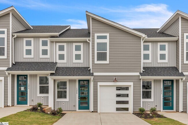 Primary Photo - 1250 Westgate Vlg Dr