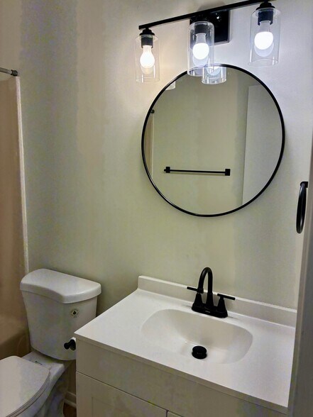 Building Photo - 3408 SW Burnett Rd