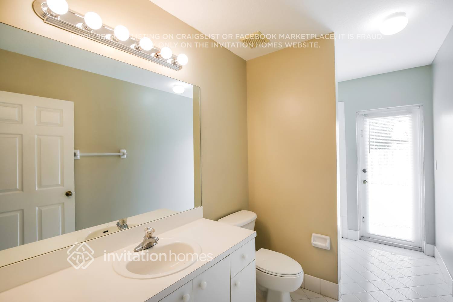 Building Photo - 22042 SW 94th Ave