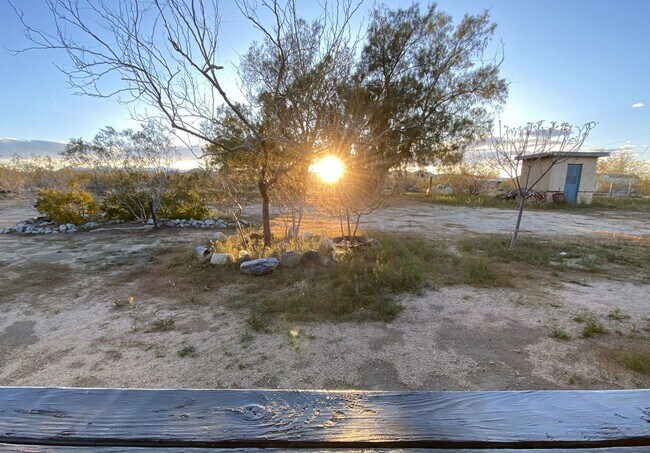 Building Photo - Charming 3-Bedroom Home for Rent in Landers, CA w SPA