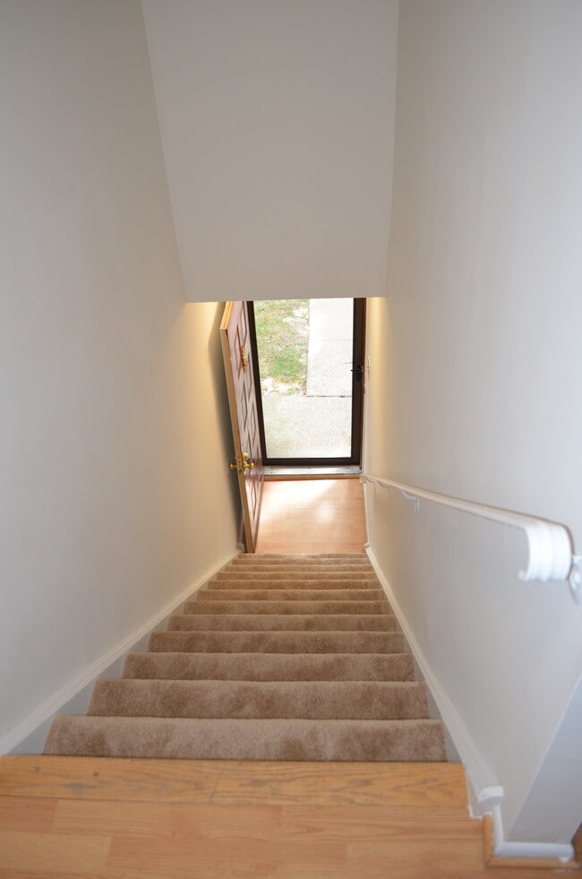 Building Photo - 4600B Acton Ct