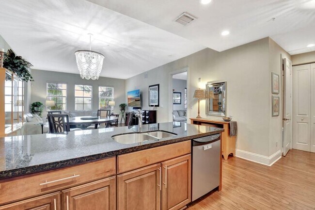 Building Photo - 3120 E Latitude Cir