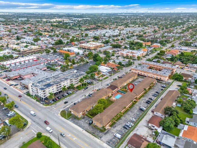 Building Photo - 1154 W 35th St