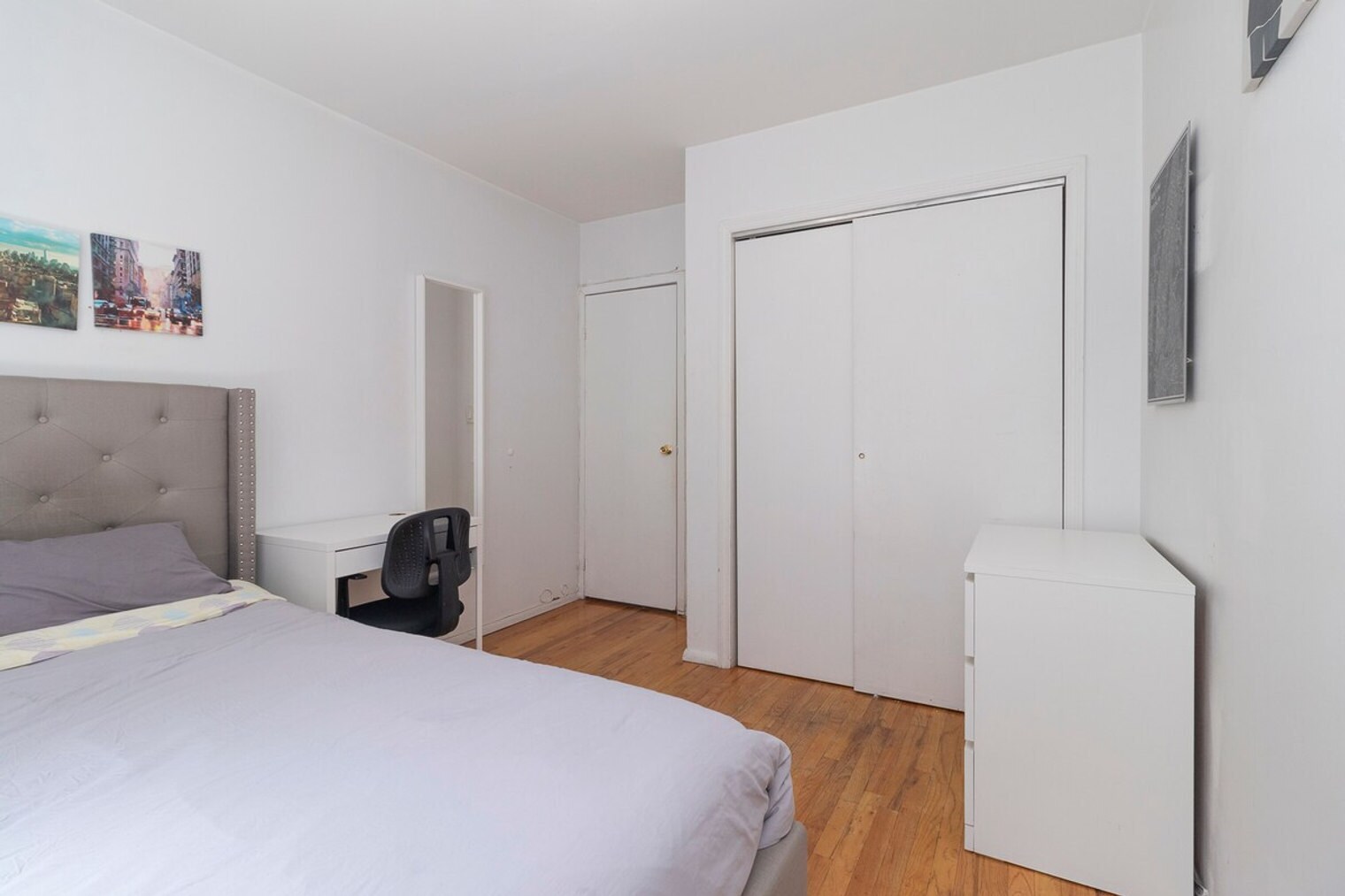 Building Photo - 337 E 94th St