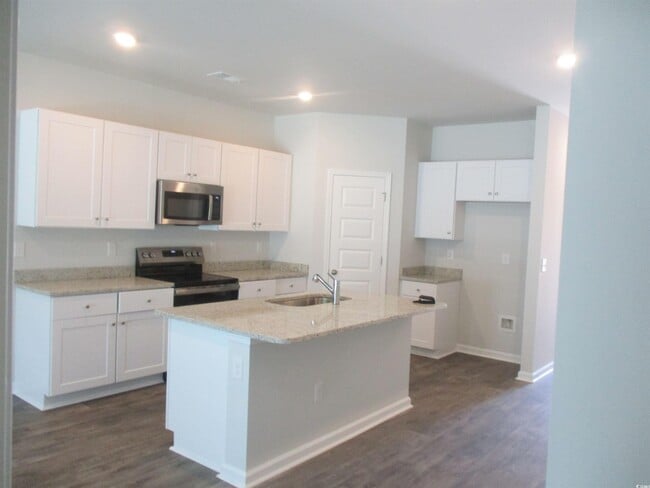 Building Photo - 264 Brackish Dr