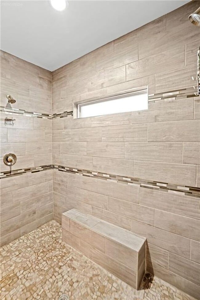 Building Photo - 3921 Woodhouse Ln