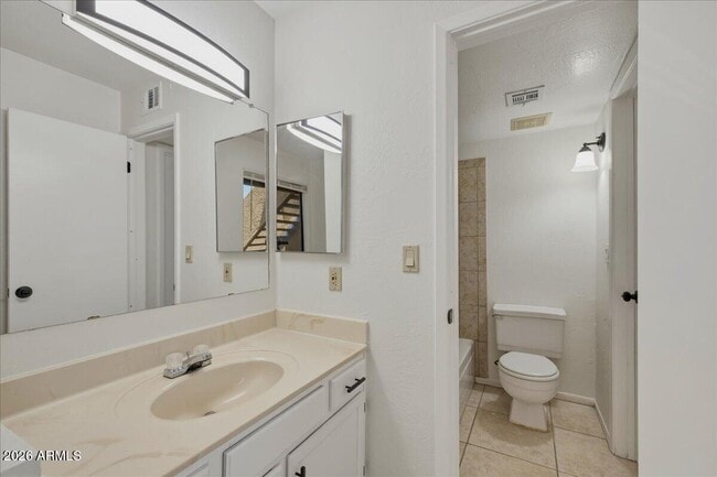Building Photo - 4901 S Calle Los Cerros Dr