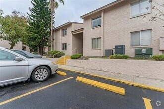 Building Photo - 5503 Pokeweed Ct