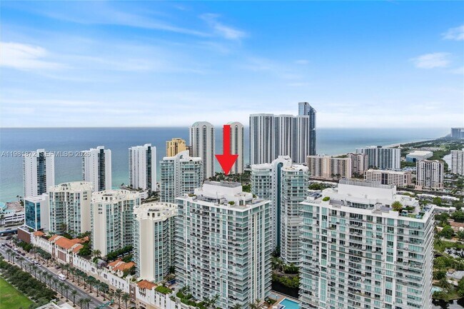 Building Photo - 300 Sunny Isles Blvd
