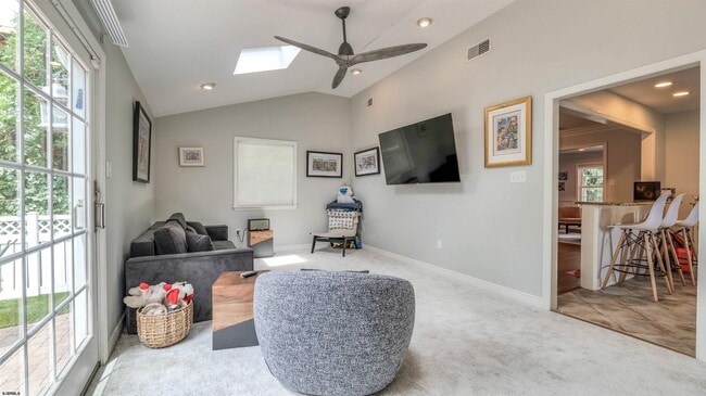 Building Photo - 6 N Lancaster Ave