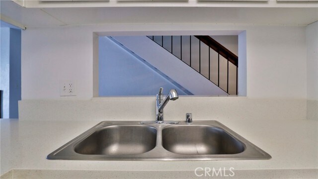 Building Photo - 1184 Mohave Dr