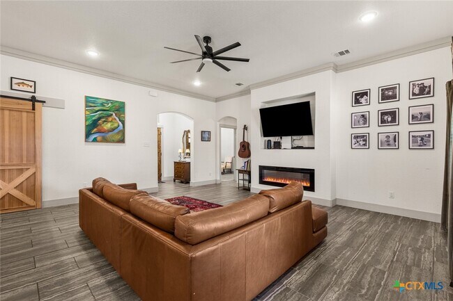 Building Photo - 2518 Inca Dove Dr
