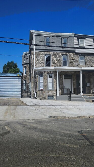 Building Photo - 3412 N 19th St
