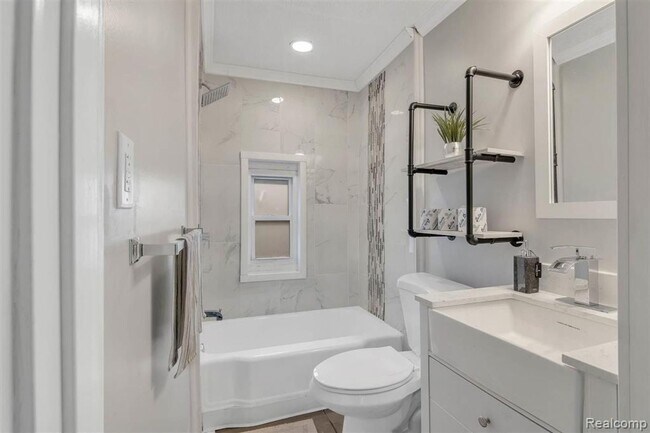 Primary Photo - 20830 Westview Ave