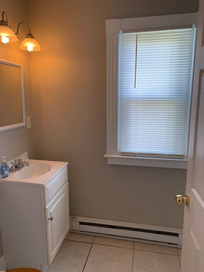 Building Photo - 119 Culvert St