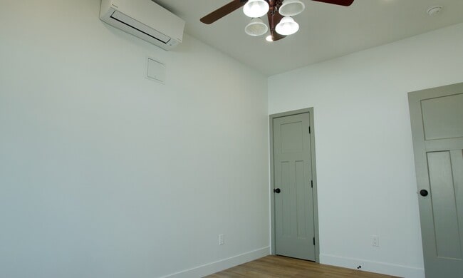 Building Photo - 10941 Westmore Ln