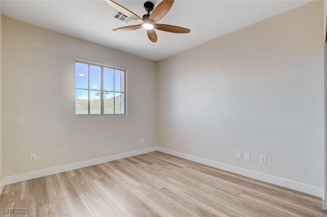 Building Photo - 177 Rocky Star St