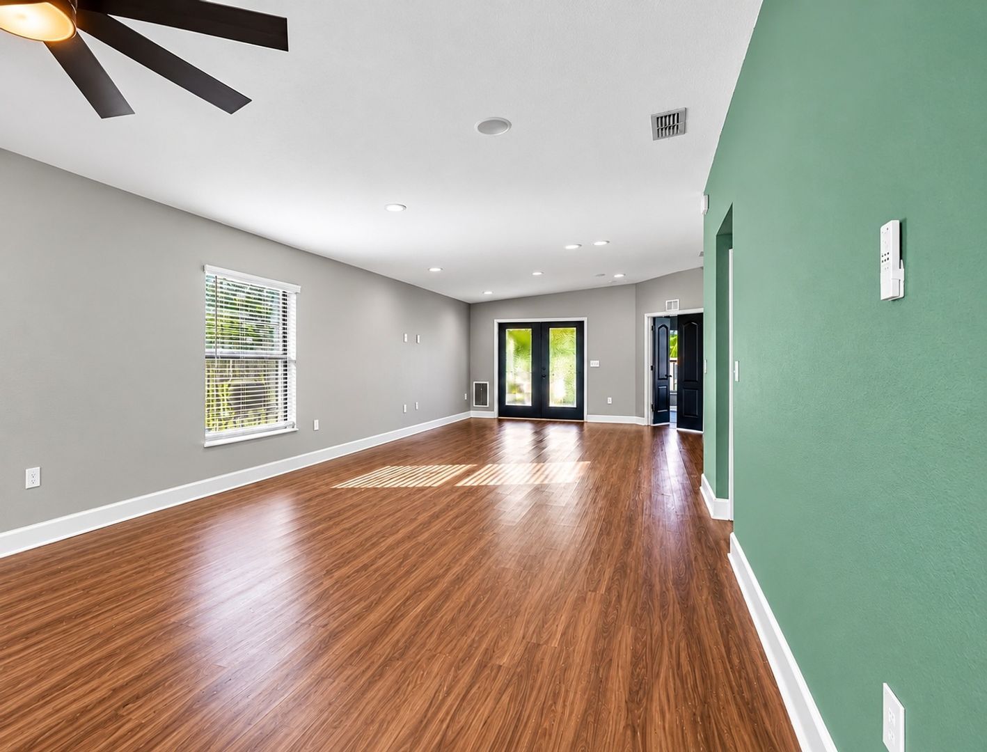 Building Photo - 188 Black Skimmer Ln