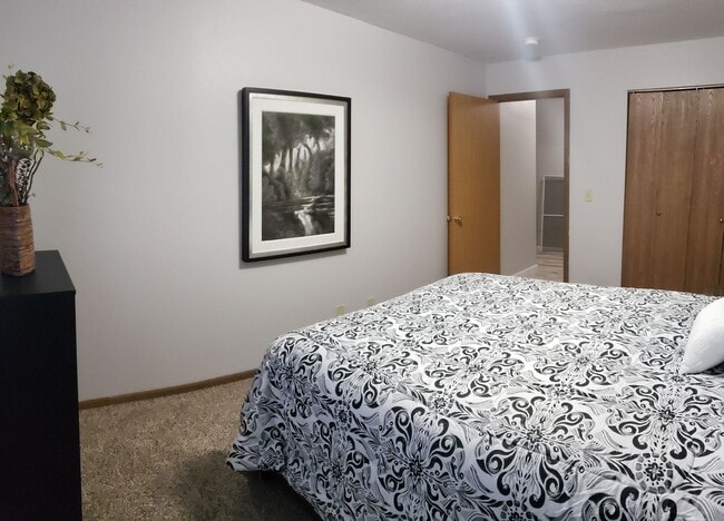 Building Photo - Quality Home Management