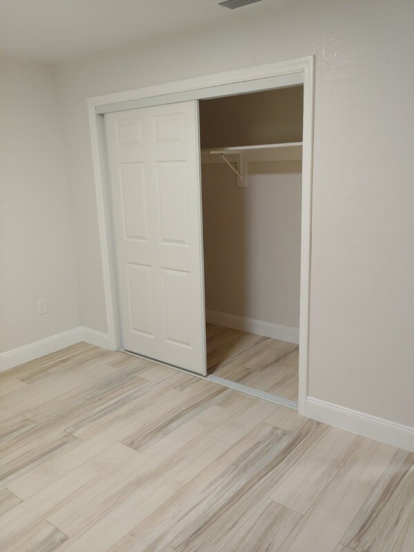 Building Photo - 2122 Mara Ct