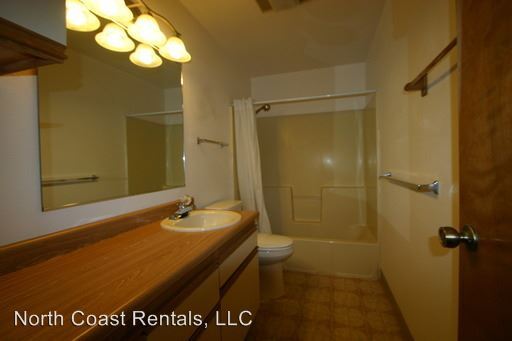Building Photo - 400 Necanicum Dr