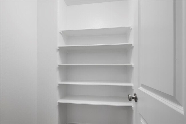 Building Photo - 148 Rowdy Yates Wy