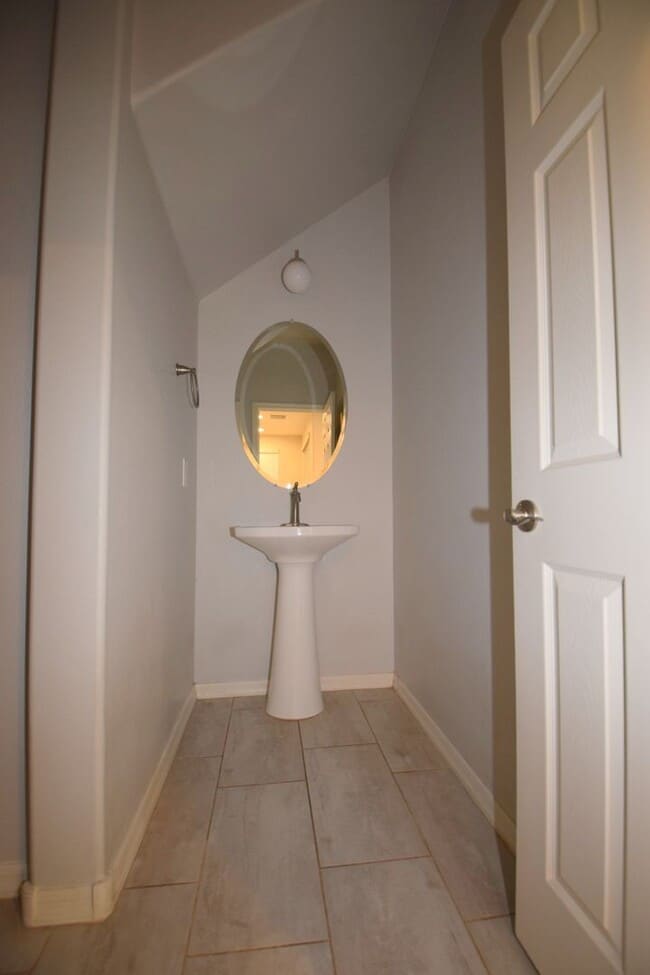 Building Photo - Beautiful Cooley Station Bungalow, 3 bed 2.5 bath with loft