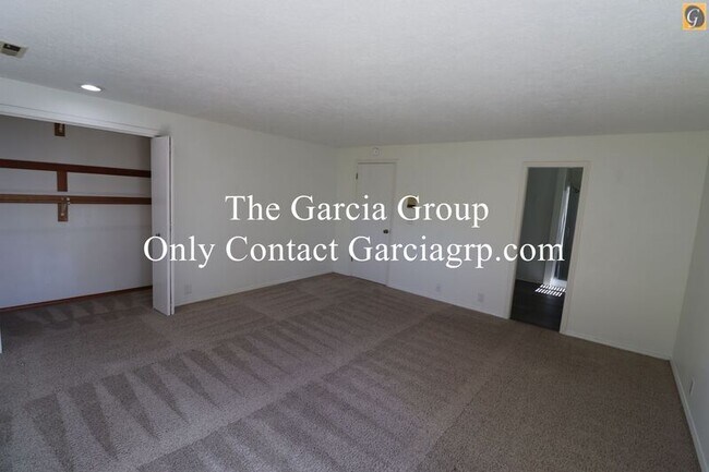 Building Photo - 1493 SW 66th Ave