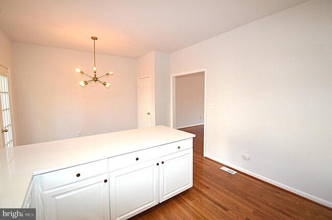 Building Photo - 13510 Nickleback Ct