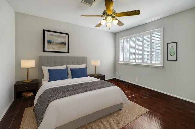 Building Photo - 1611 Prairie Mark Ln