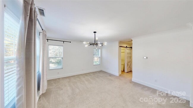 Building Photo - 1412 N Sharon Amity Rd