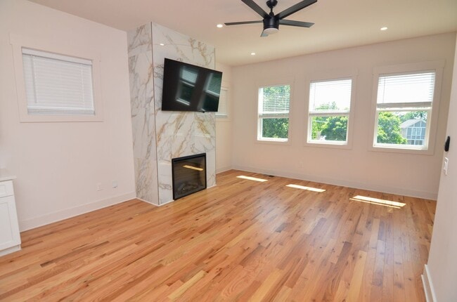 Building Photo - 411 Mcadoo Ave