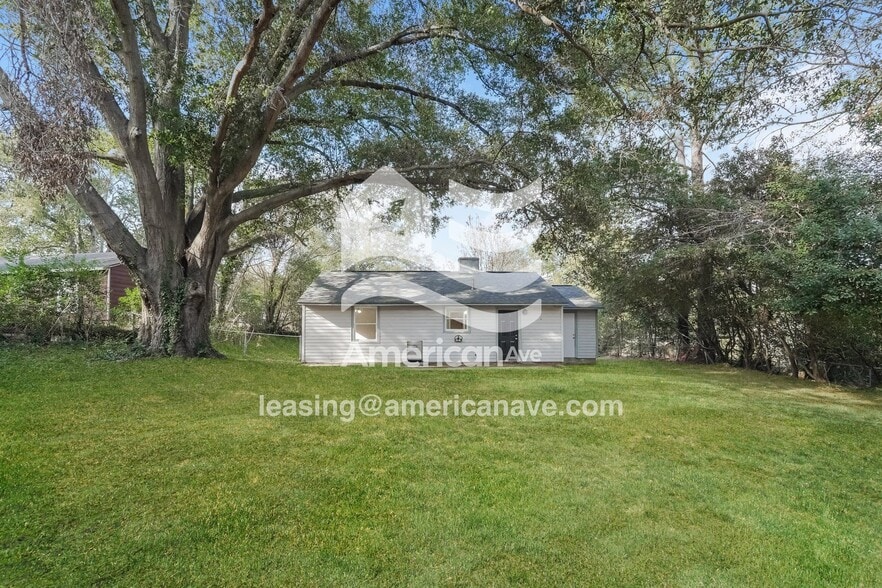 Building Photo - 3028 Acorn Rd