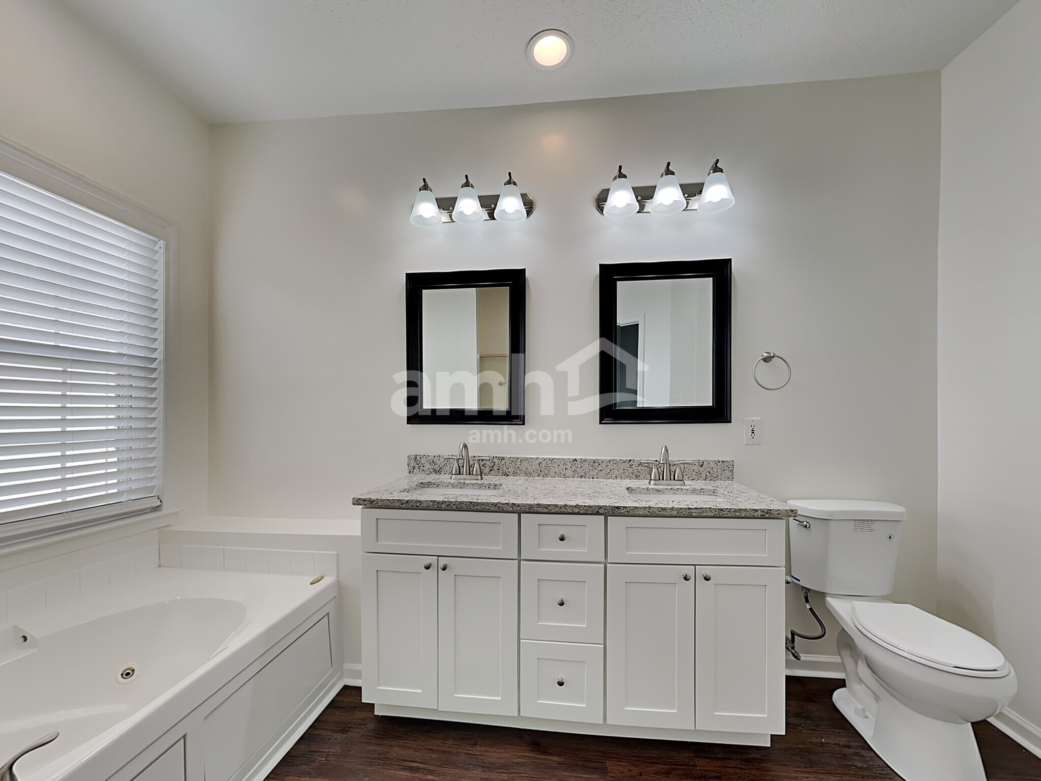 Building Photo - 5116 Old Plantation Cir