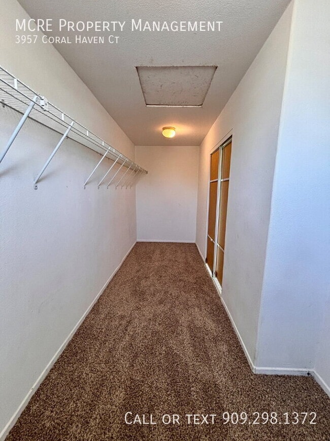 Building Photo - 3957 Coral Haven Ct