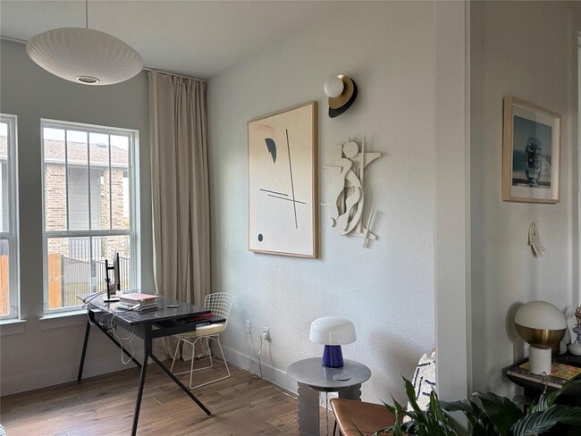 Building Photo - 9204 Apogee Blvd