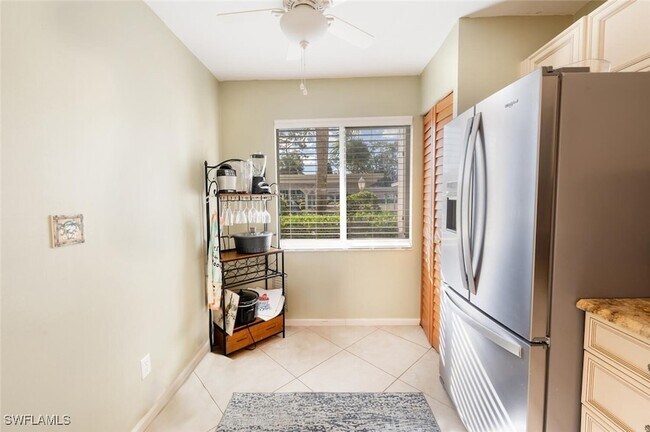 Building Photo - 5980 Amherst Dr