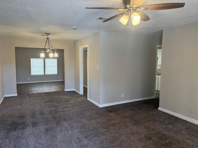 Building Photo - 5933 Southgood St