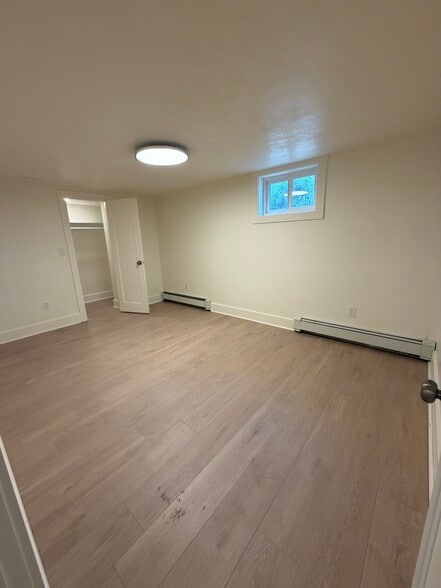 Building Photo - 264 E 4800 S