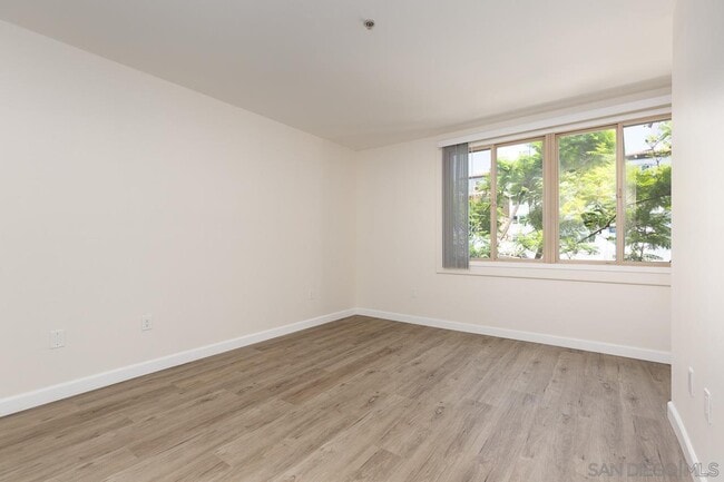 Building Photo - 1501 Front St