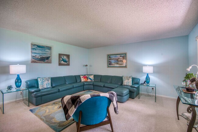 Building Photo - 15090 Ashland Pl