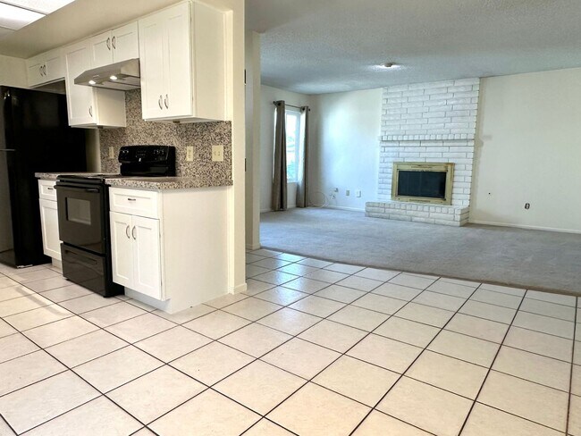 Building Photo - 409 Quailridge Rd