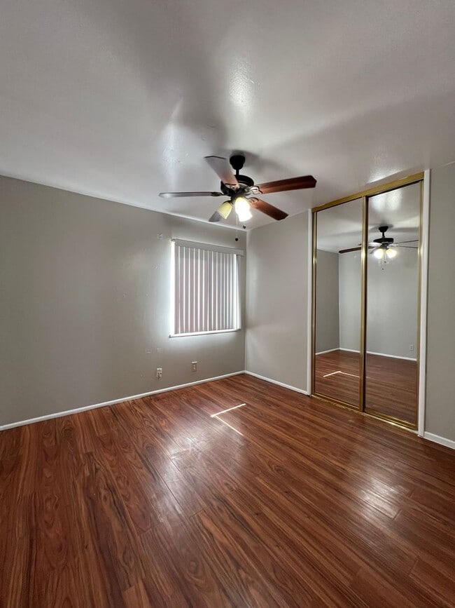 Building Photo - 3 Bedroom 2 Bathroom House Located Near Ca...
