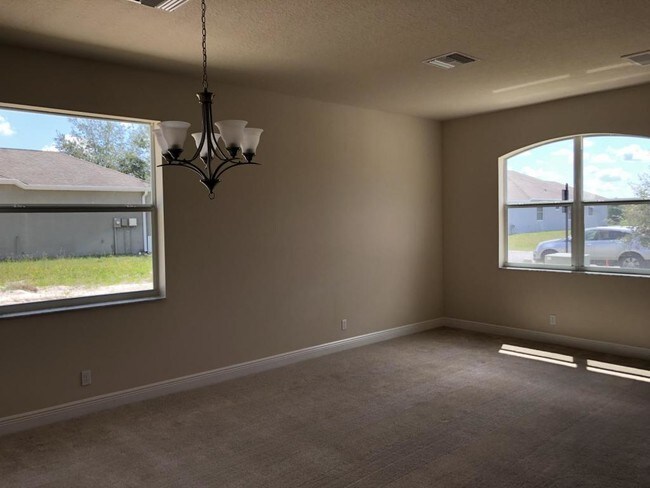 Building Photo - 14945 Potterton Cir